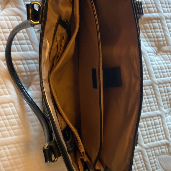 Woman’s Work Bag - Picture 2 of 14